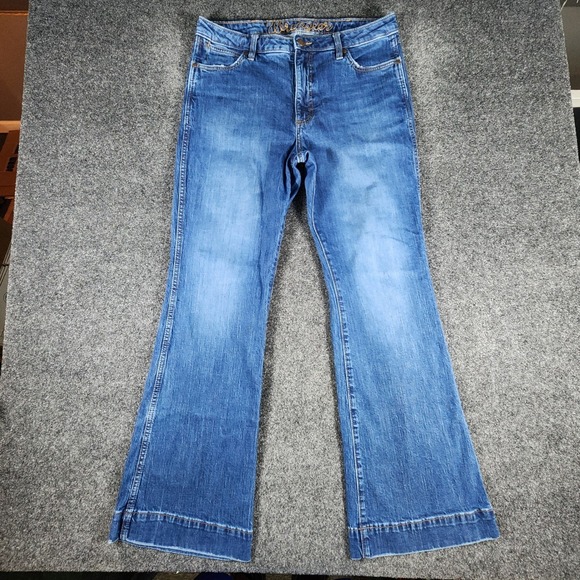 Wrangler Denim - Wrangler Retro Green Jean Womens 32x34 Blue High Rise Flare Leg Denim Jeans